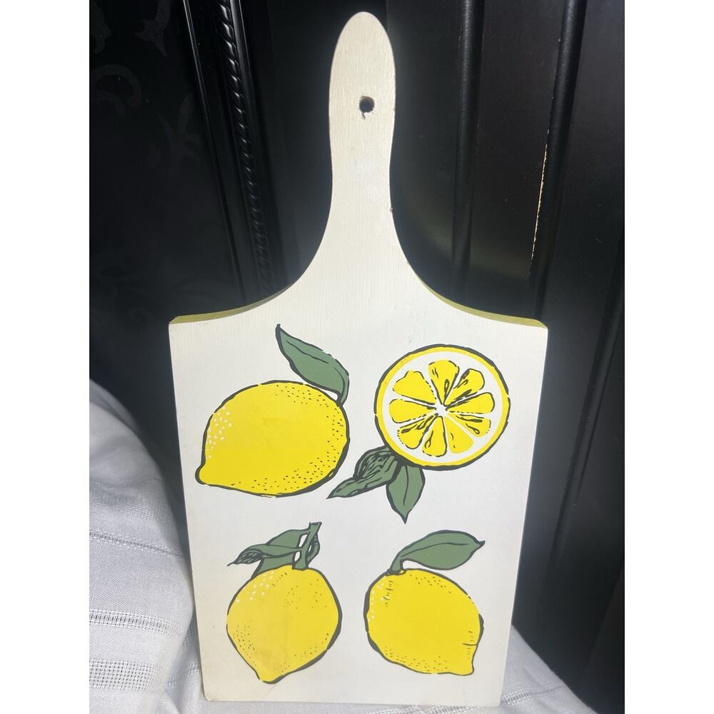VTG Retro Hand painted wooden Yellow Lemons Cutting Board plaque decor farmhouse